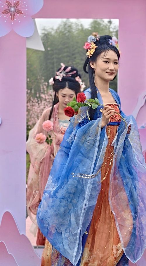 D5A438E74933F648BB2E4252EE62AE9C