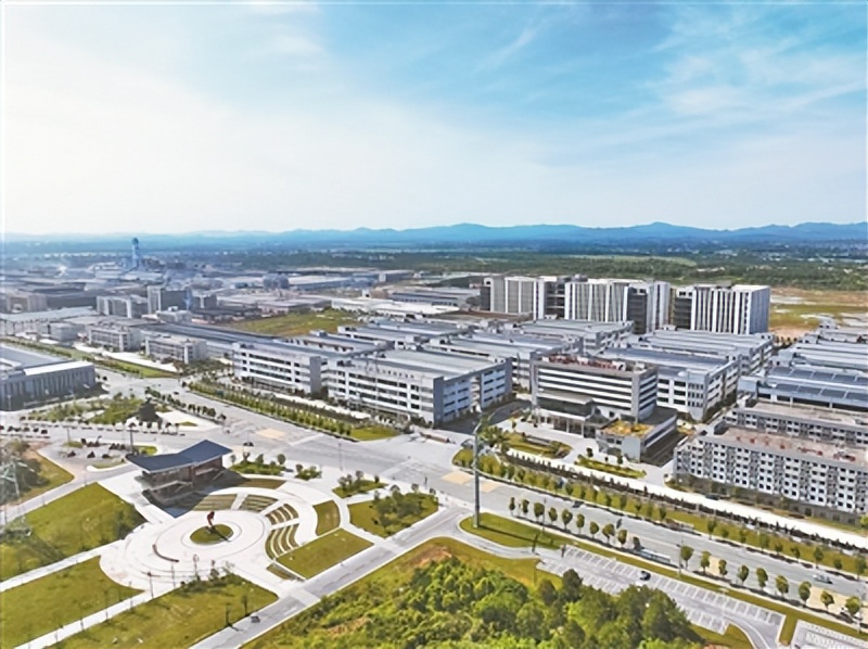 改革風(fēng)來(lái)滿(mǎn)目春——弋陽(yáng)高新區(qū)管理制度改革賦能高質(zhì)量發(fā)展紀(jì)實(shí)